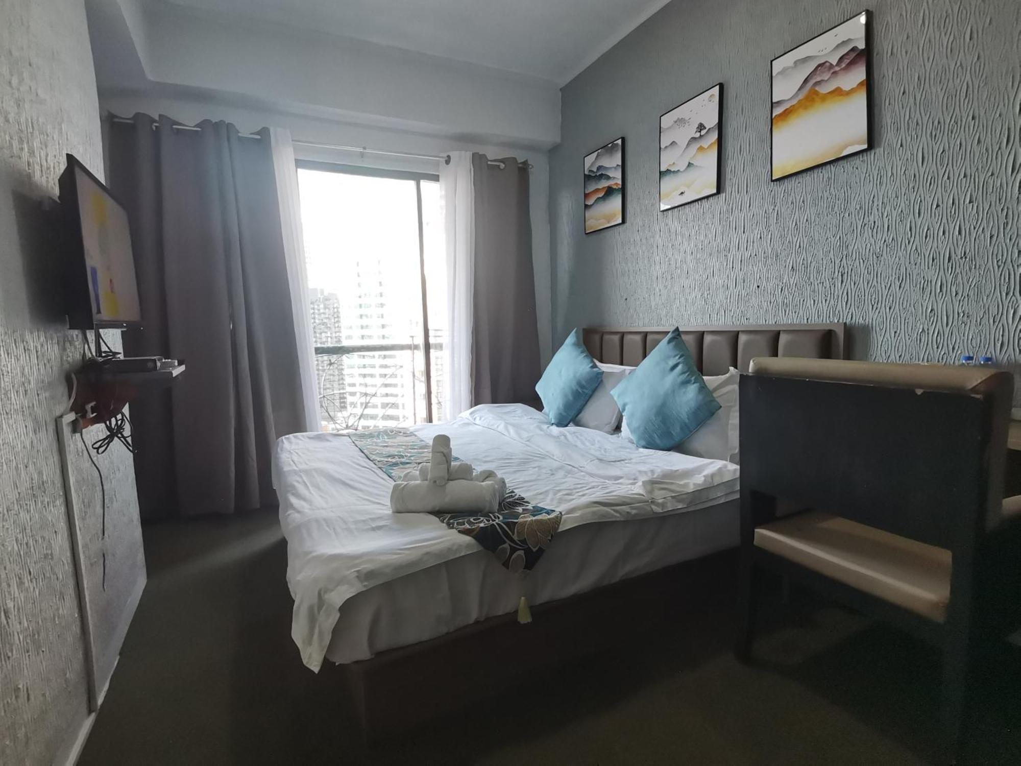 Warm Makati Aparthotel Makati City Eksteriør bilde